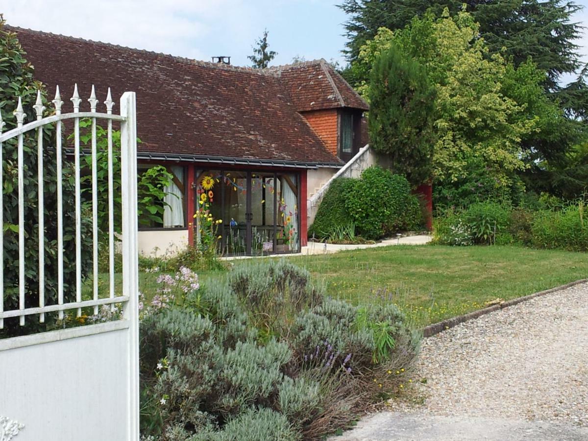 Le Clos Du Petit Marray Panzió Chambourg-sur-Indre Kültér fotó